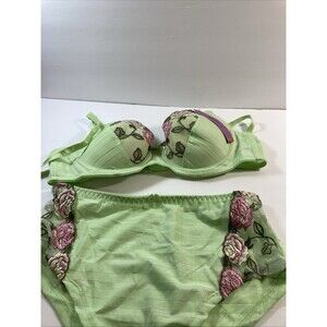 Nola-o’s Bra And Panties Soft Green With Pink Flowers Flirty Sexy